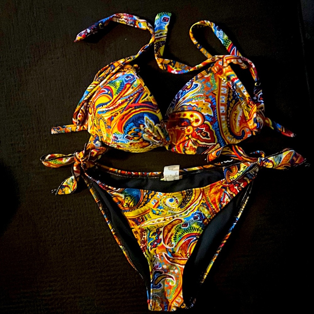 COLORFUL BIKINI from BIKINI BAY sz Medium